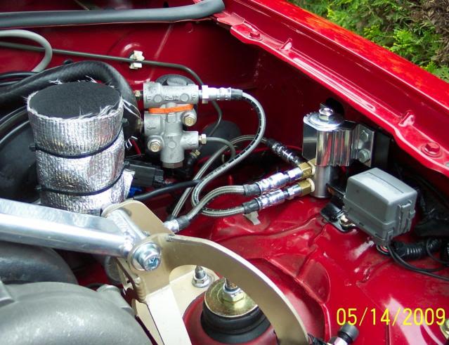 Name:  linelock.jpg
Views: 393
Size:  61.8 KB