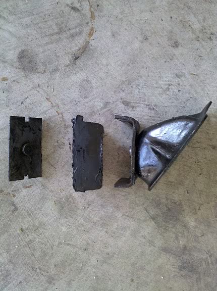 Name:  failedurethanemount.jpg
Views: 1665
Size:  62.9 KB